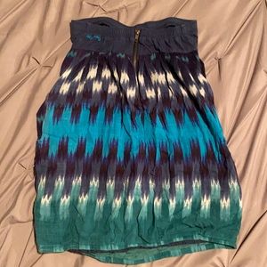Billabong size medium tie dye skirt used